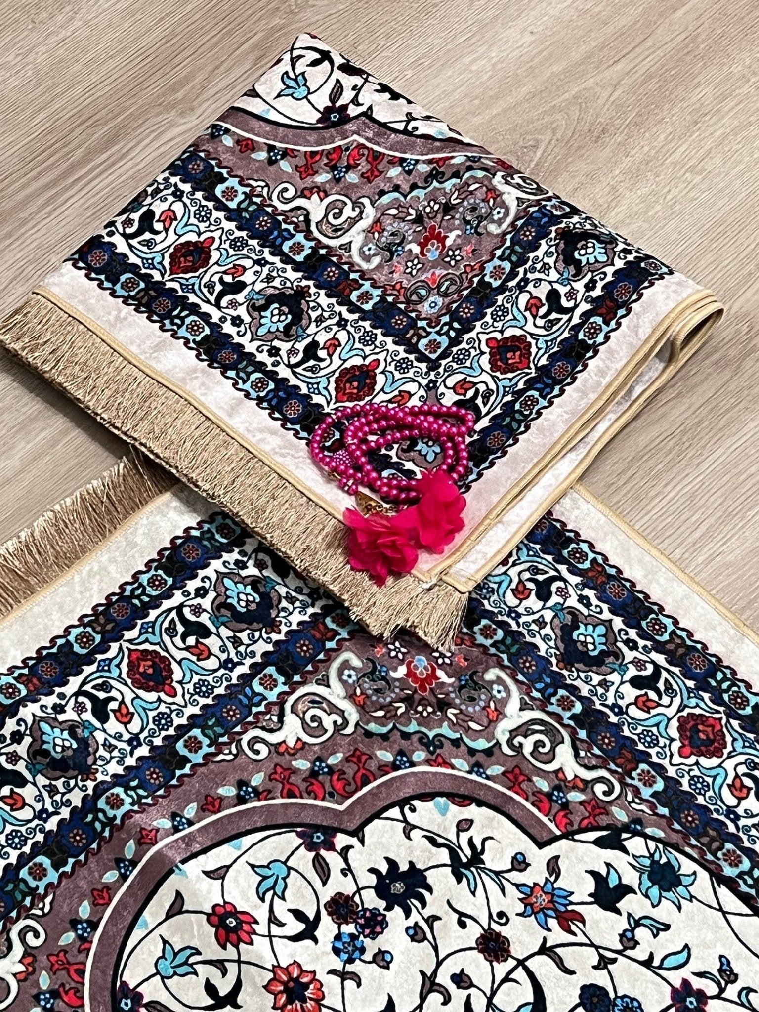 Luxury Turkish Prayer Mat - Noor Books