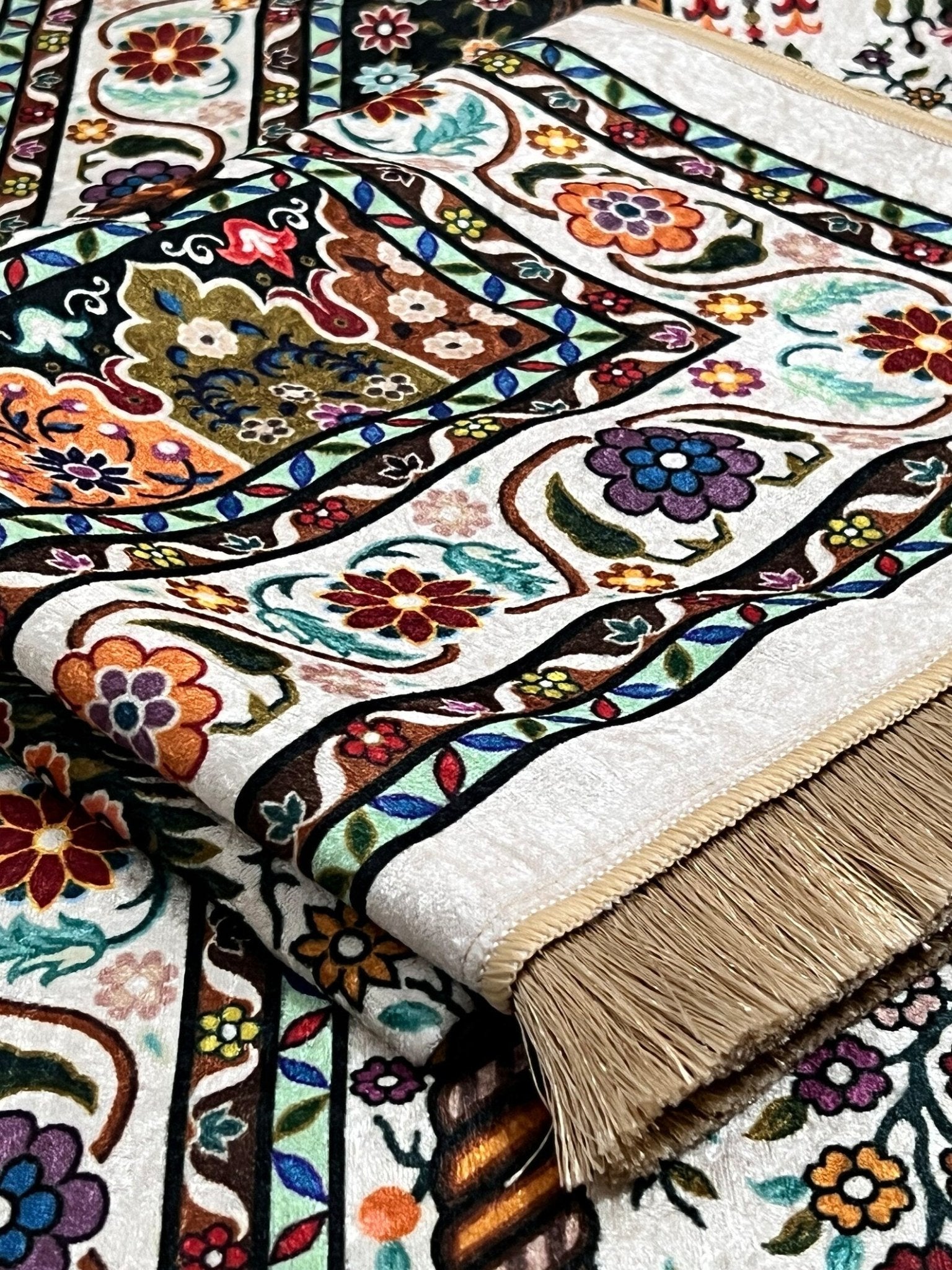 Luxury Turkish Prayer Mat - Noor Books