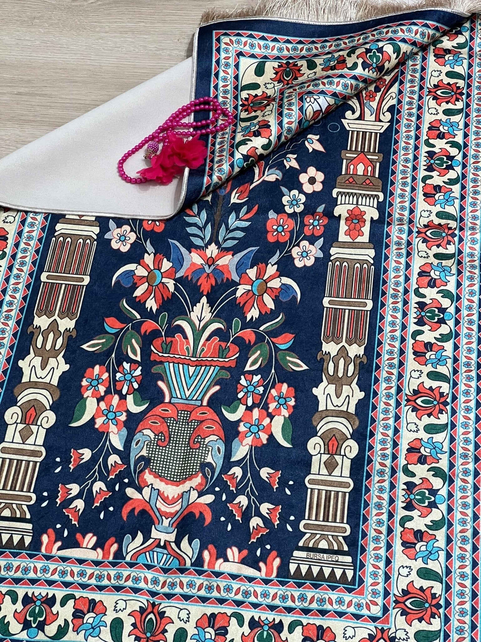 Luxury Turkish Prayer Mat - Noor Books